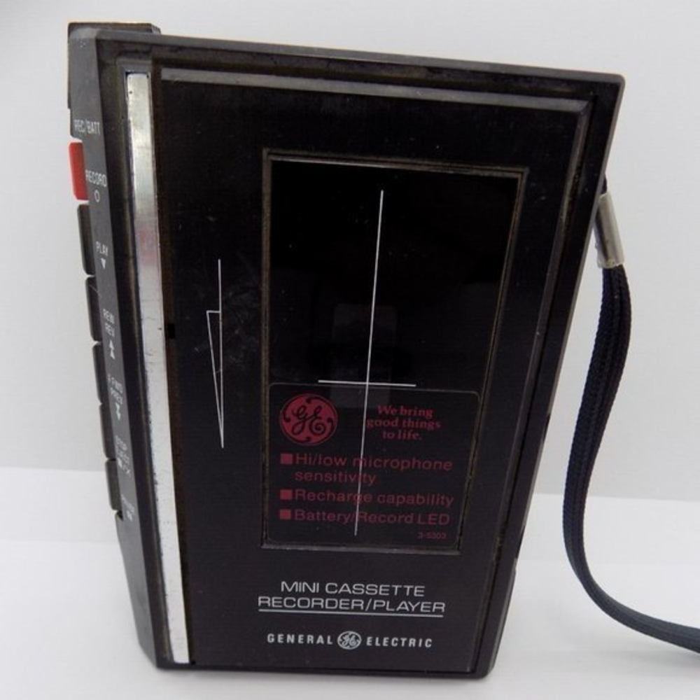 General Electric 3-5303 Mini Cassette Recorder Player Vintage GE Black Portable